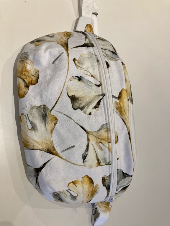 Bumbag - i canvas med blade 