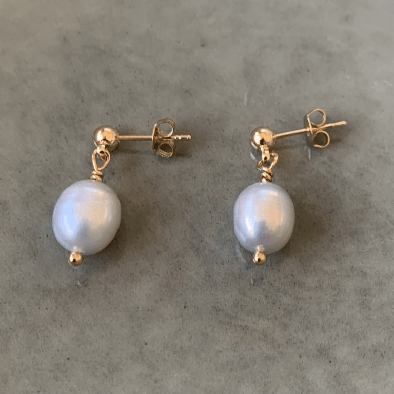 Grå ferskvandsperle øreringe (small)