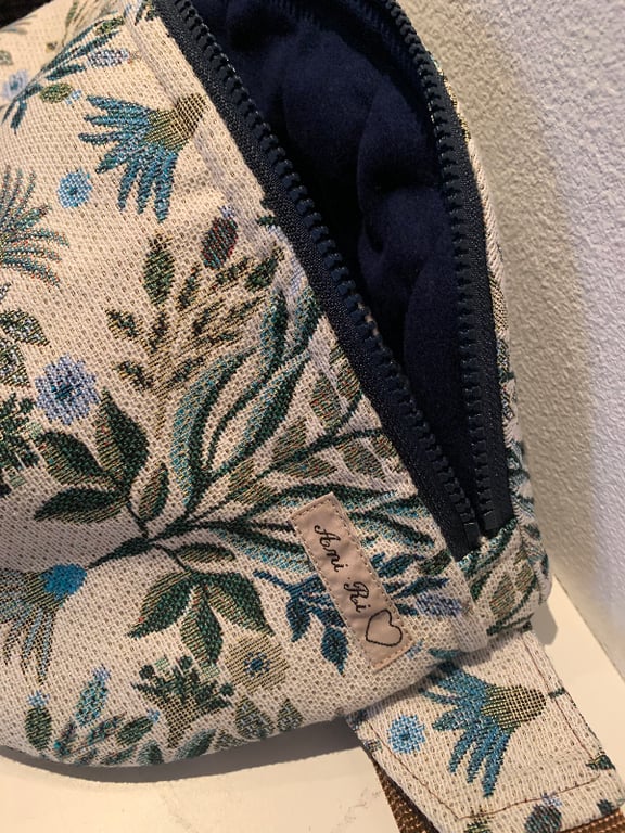 Bum bag med blå blomster billede 2