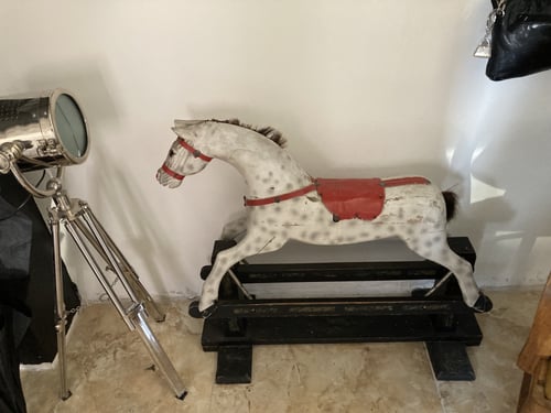 Antik Træ gyngehest