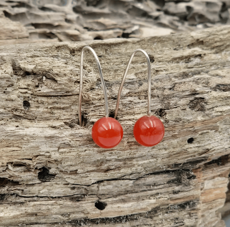 Ørekroge med karneol