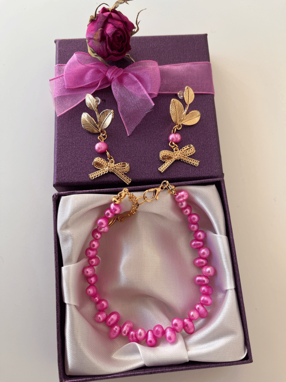 Et sæt lækre øreringe og armbånd  billede 2