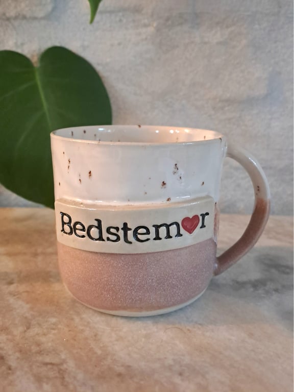 Bedstemor koppen kan indeholde 300 ml.