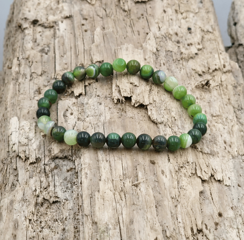 Grønt stribe agat armbånd.