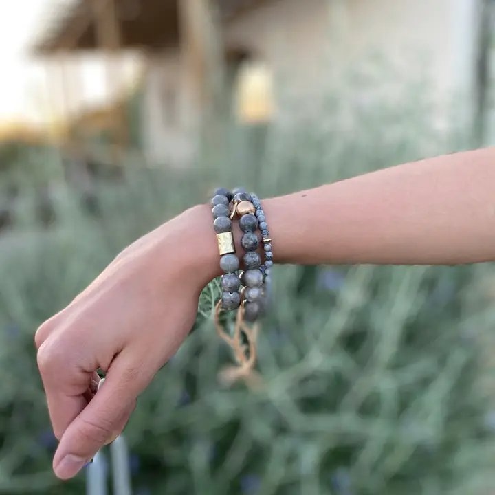 Armbånd med stenperler (3)