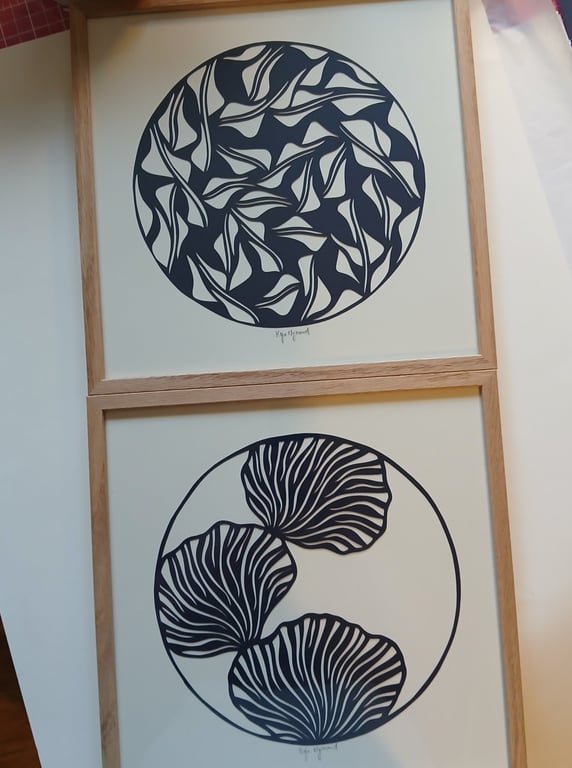 30x30cm papercut, Marineblå, indrammet  (3)