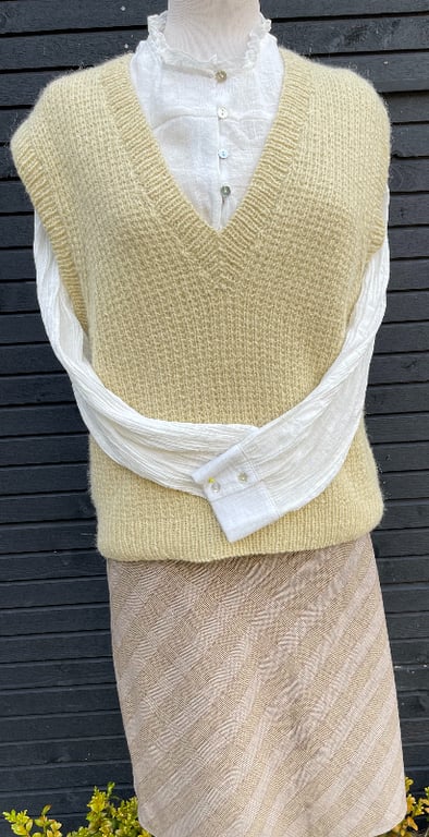 Kit: "Friday slipover" med V hals eller O-hals  (8)