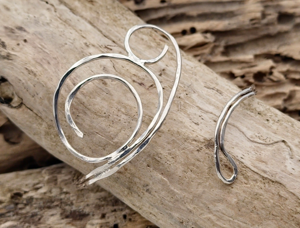 Unika spiral sølv armring.