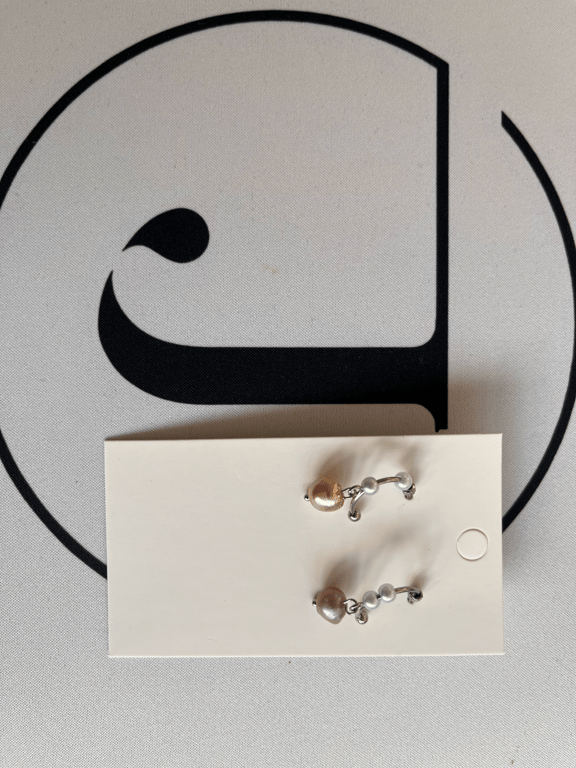 peaces øreringe med ferskvands perler