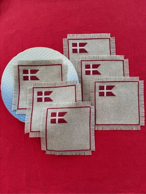 2057-DK Kun flag mellemlægsservietter ca. 17 x 17 cm.