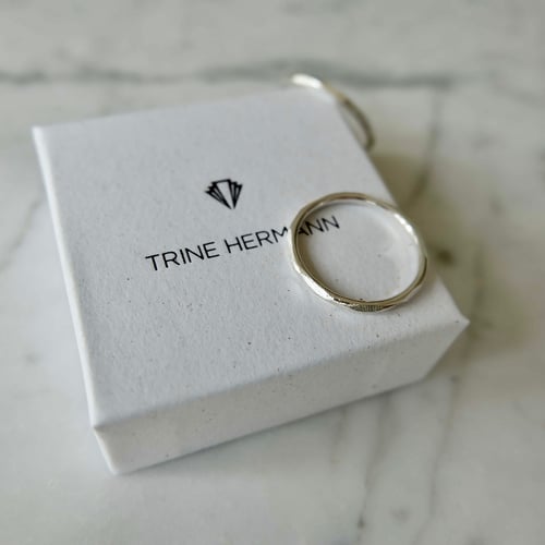 Harlequin ring sølv slim (2)