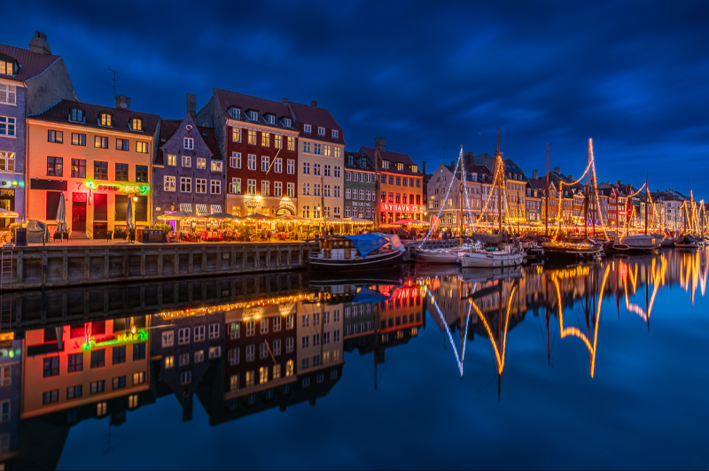 Nyhavn under lysfestivalen i København