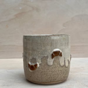 Croissant krus. 340 ml. H: 8 cm – produktbillede