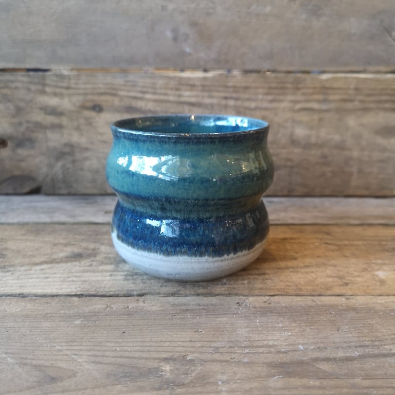 Bølge kop blå/grå glasur billede 4
