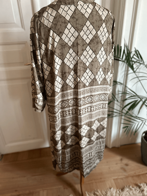 Vendbar 2 i 1 - Silke Kimono billede 13