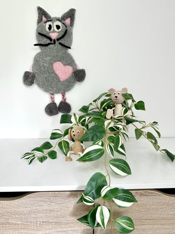 Tuftet vægophæng i uld – Håndlavet til børneværelset 