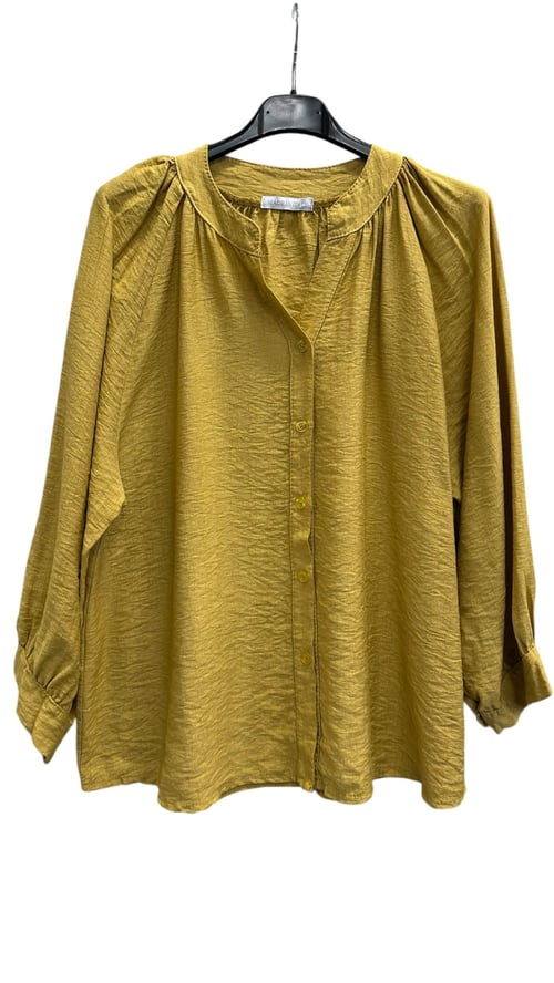 Joy viscose shirt. Mustard. Onesize 36-44. (2)
