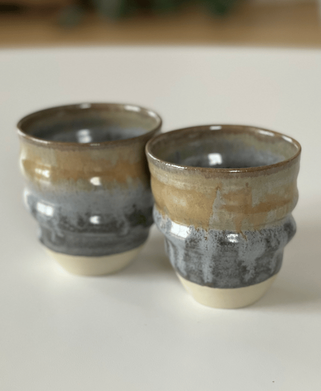 Kop, Cortado - spiral, granitgrå/creme