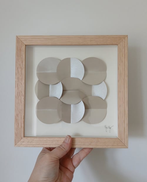 20x20cm, 3D papirværk, indrammet 