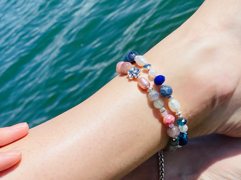 Jordbærkvarts og Labradorit ankelkæde billede 2