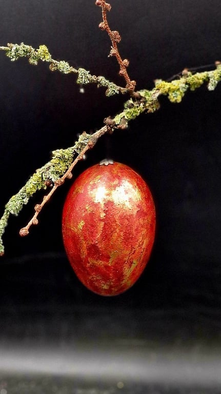 Gåseægs ophæng rødt