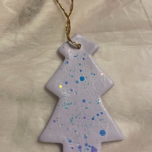 Keramik ophæng - juletræ 6 cm – produktbillede