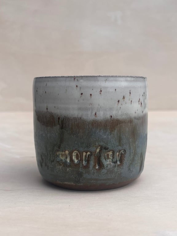 Morfar americano. 220 ml. H: 7 cm