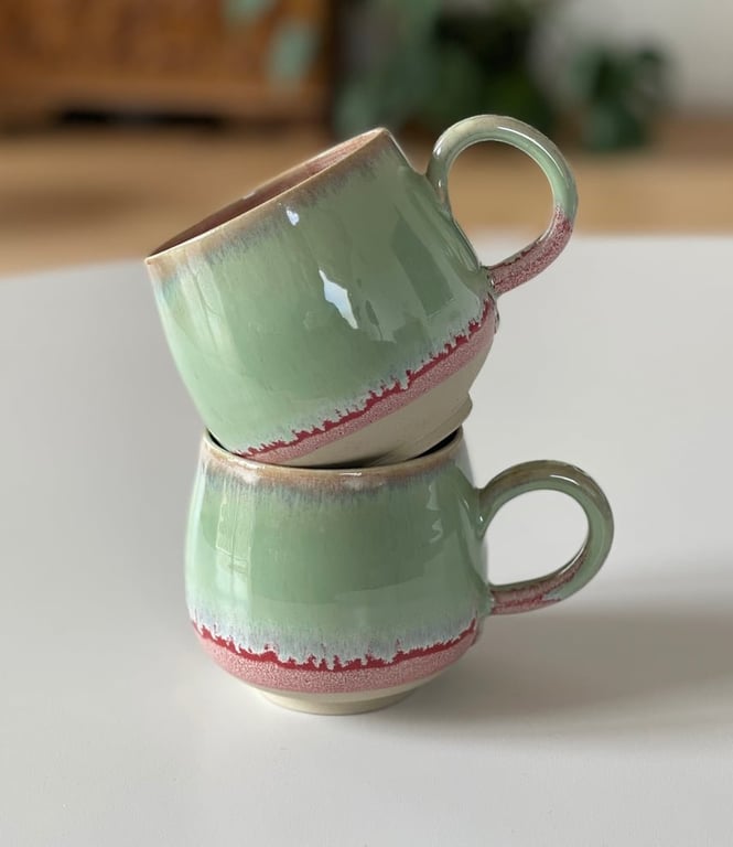 Buttet kop, meleret rød / lys grøn