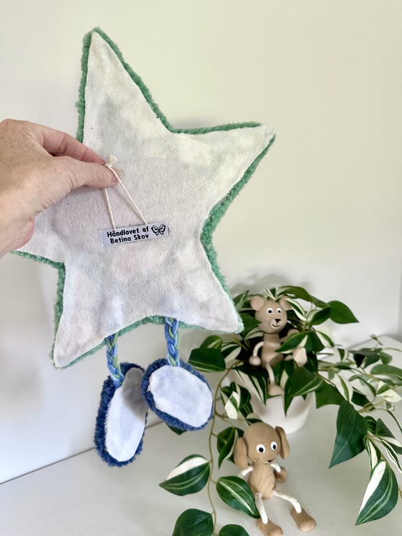 Tuftet vægophæng i uld – Håndlavet til børneværelset  billede 4