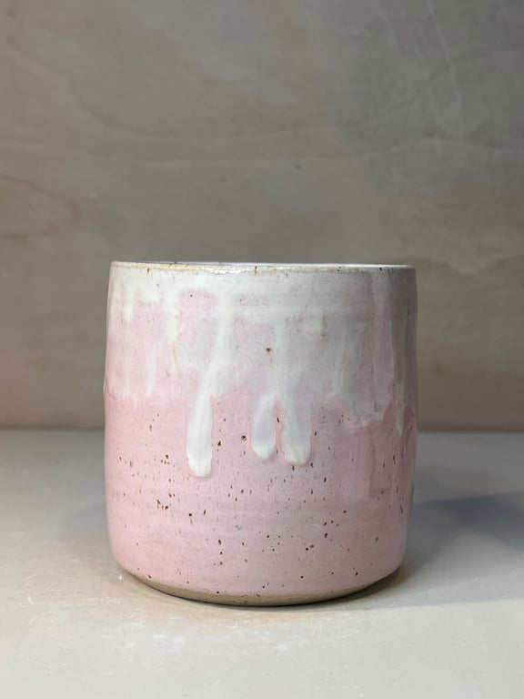 Kop 360 ml. H: 8,5 cm