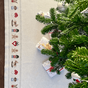 Gingerbread christmas -Juletræstæppe 2028-3 Str. 139 x 139 cm. – produktbillede