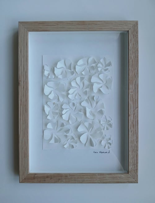 A4, relief, hvid, indrammet