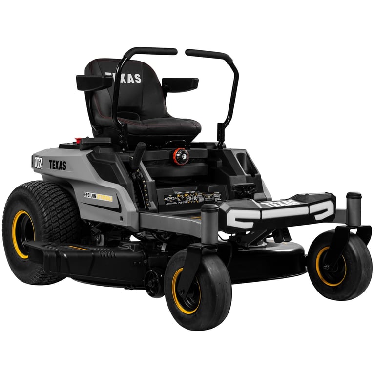 Grå og sort Texas havetraktor med fire hjul og sæde med armlæn.