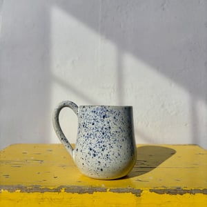 Buttet blå prik – produktbillede