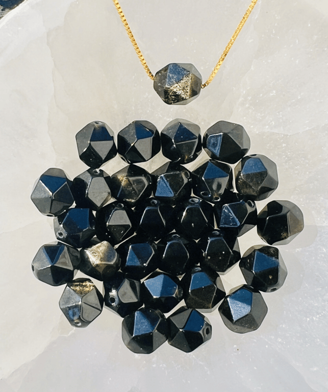 Guld Obsidian- star cut vedhæng