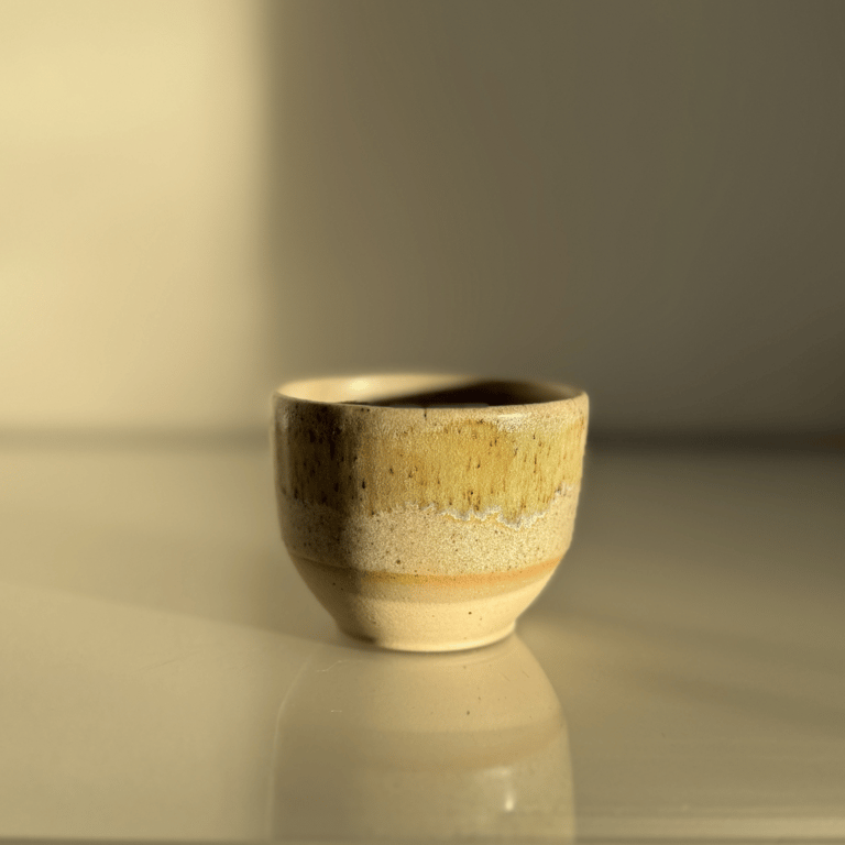 Espresso kop i beige granit billede 2
