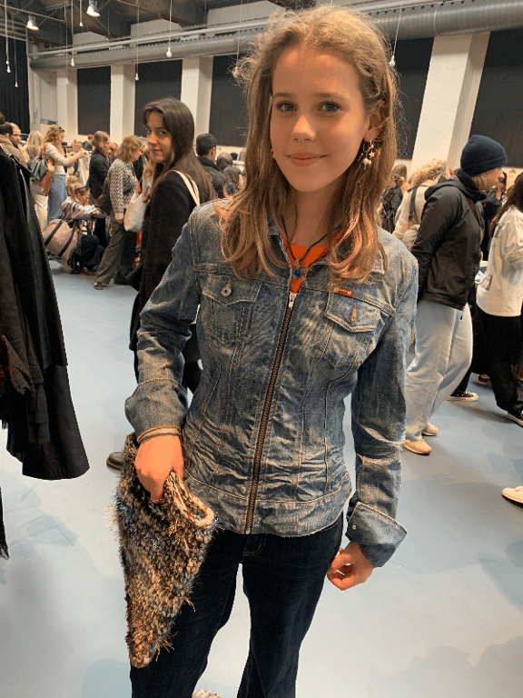 Lille hæklet taske med restegarn billede 3