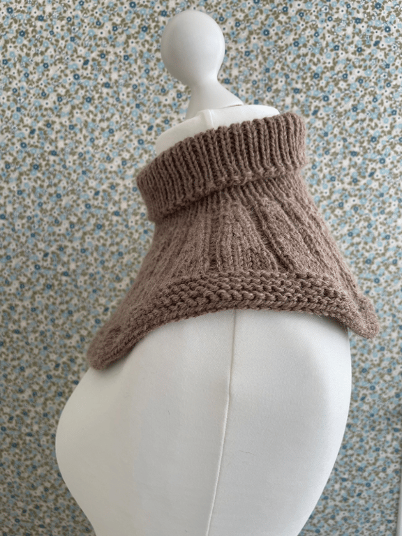 Printet opskrift: Loving Lissi Halsedisse (voksen) billede 2