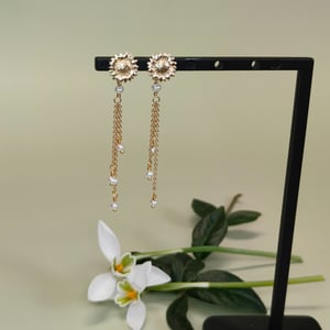 Solsikke-dansen øreringe – produktbillede