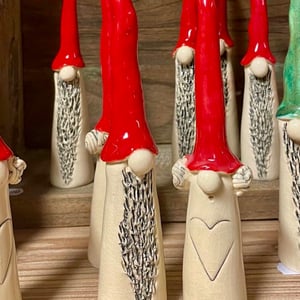 Røde Nisser 2 stk nisse mor og nisse far. – produktbillede