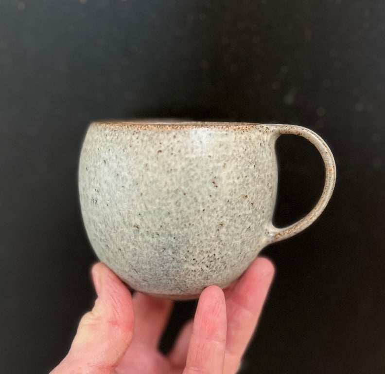 Kop m. hank &amp; hjerte (S) - grå billede 2