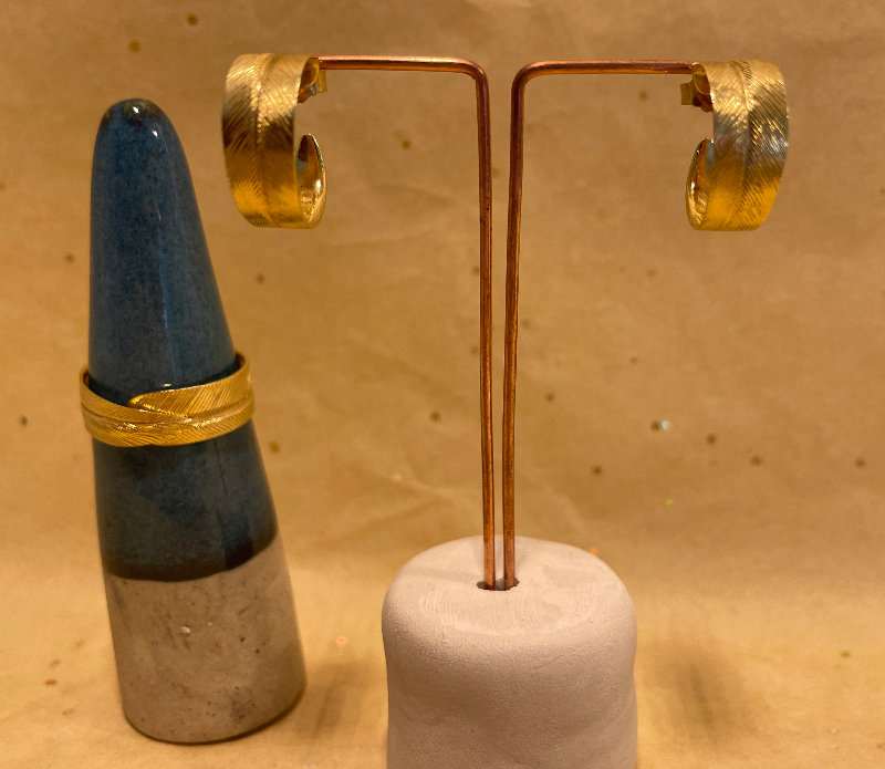 Spurvefjer øreringe