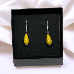 Gule Øreringe – produktbillede