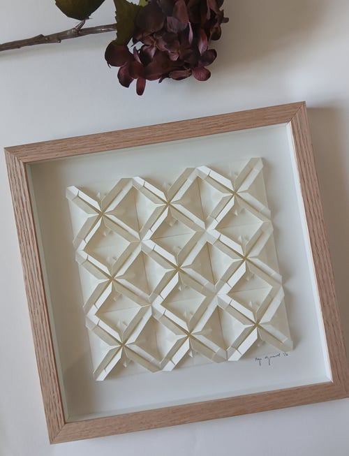 30x30cm foldet værk, naturhvid, indrammet 