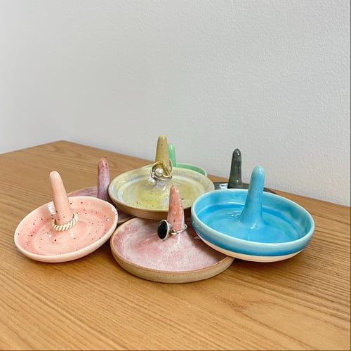 Ring dish - håndlavet smykkeskål til ringe (6)
