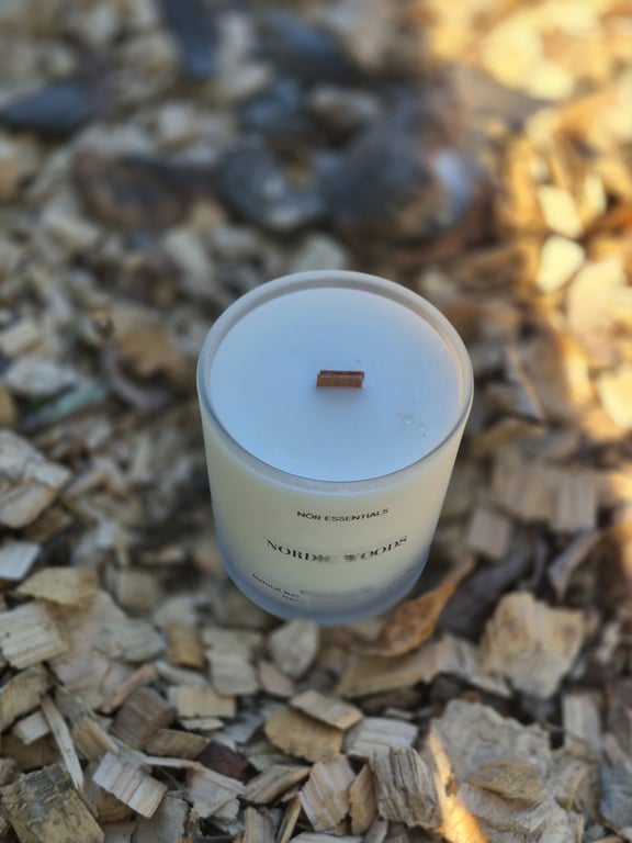 NŌR | Nordic Woods | Duftlys | 300 ml | Cedertræ, Salt &amp; Salvie billede 2