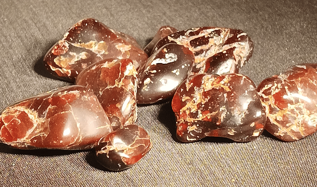 Rod granet ( red garnet)