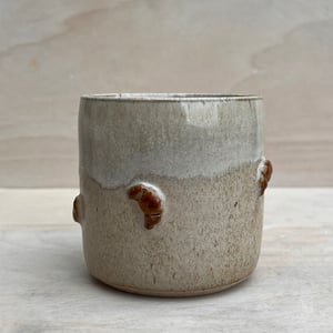 Croissant krus. 340 ml. H: 8,5 cm – produktbillede