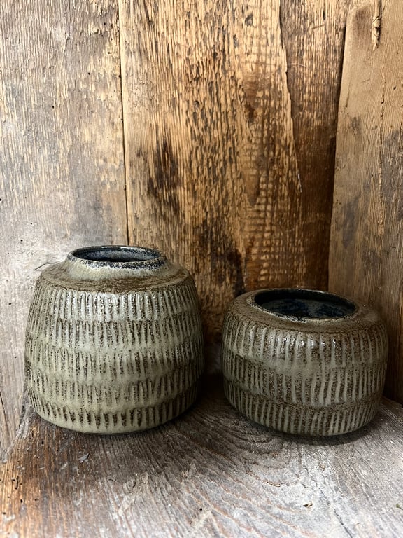 Retro vase i grøn H 7cm. billede 2