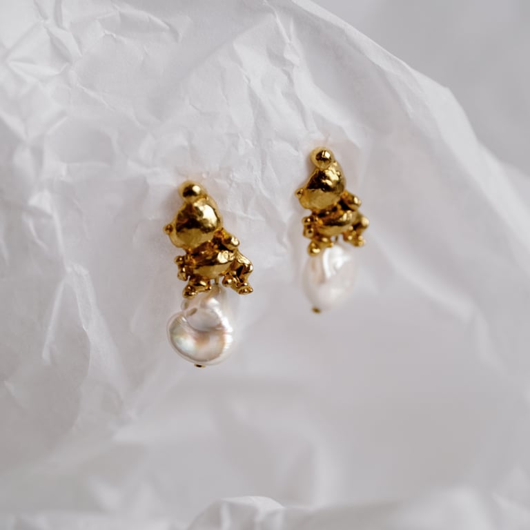 Inel Bubble Bug Pearl Earrings Gold Plated Silver billede 2